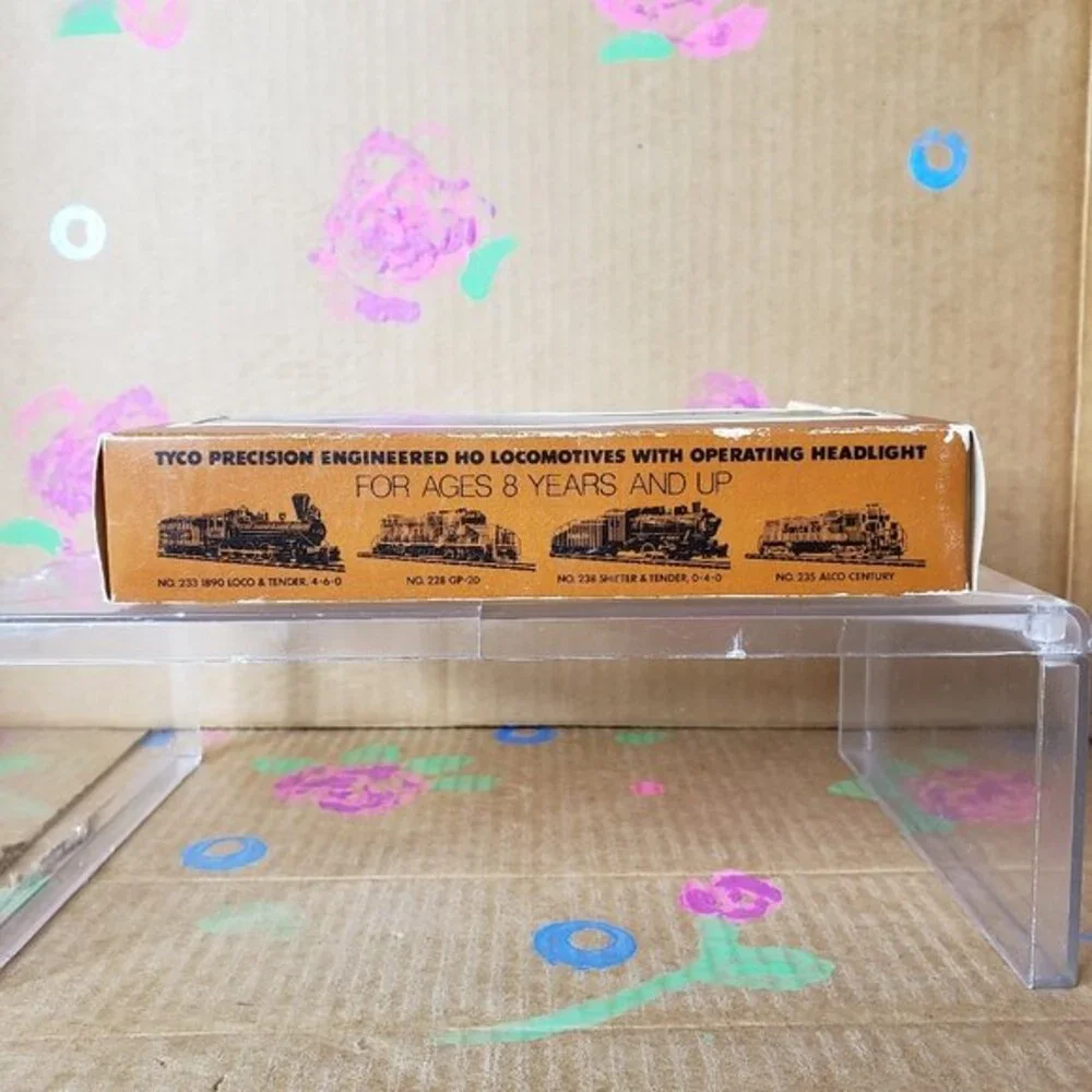 VINTAGE TYCO REEFER CAR 40 FOOT SWIFT 329A TRAIN